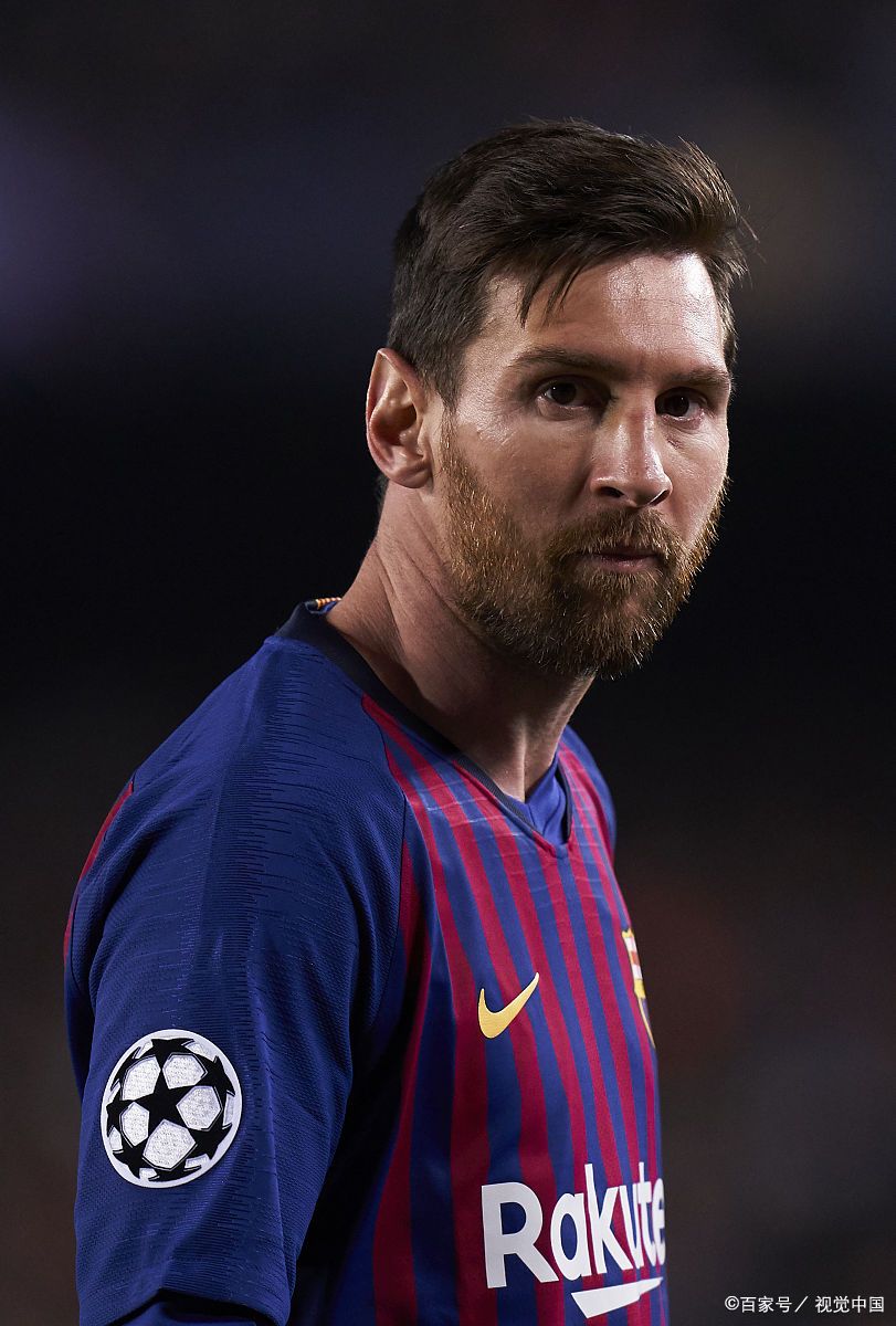 71岁成龙回应衰老：能慢慢变老是幸运