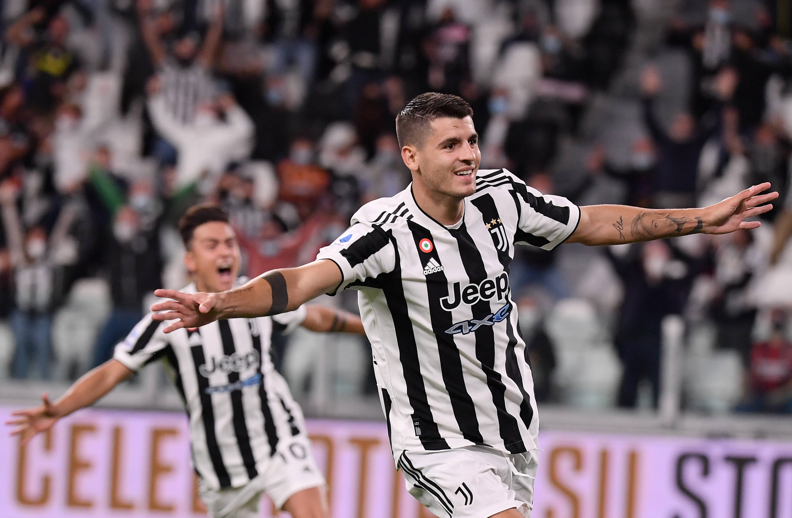 亚足联官方：成都蓉城因在亚冠单场5人染黄被罚款2500美元（亚足联通报：成都蓉城因亚冠单场5黄被罚2500美元）