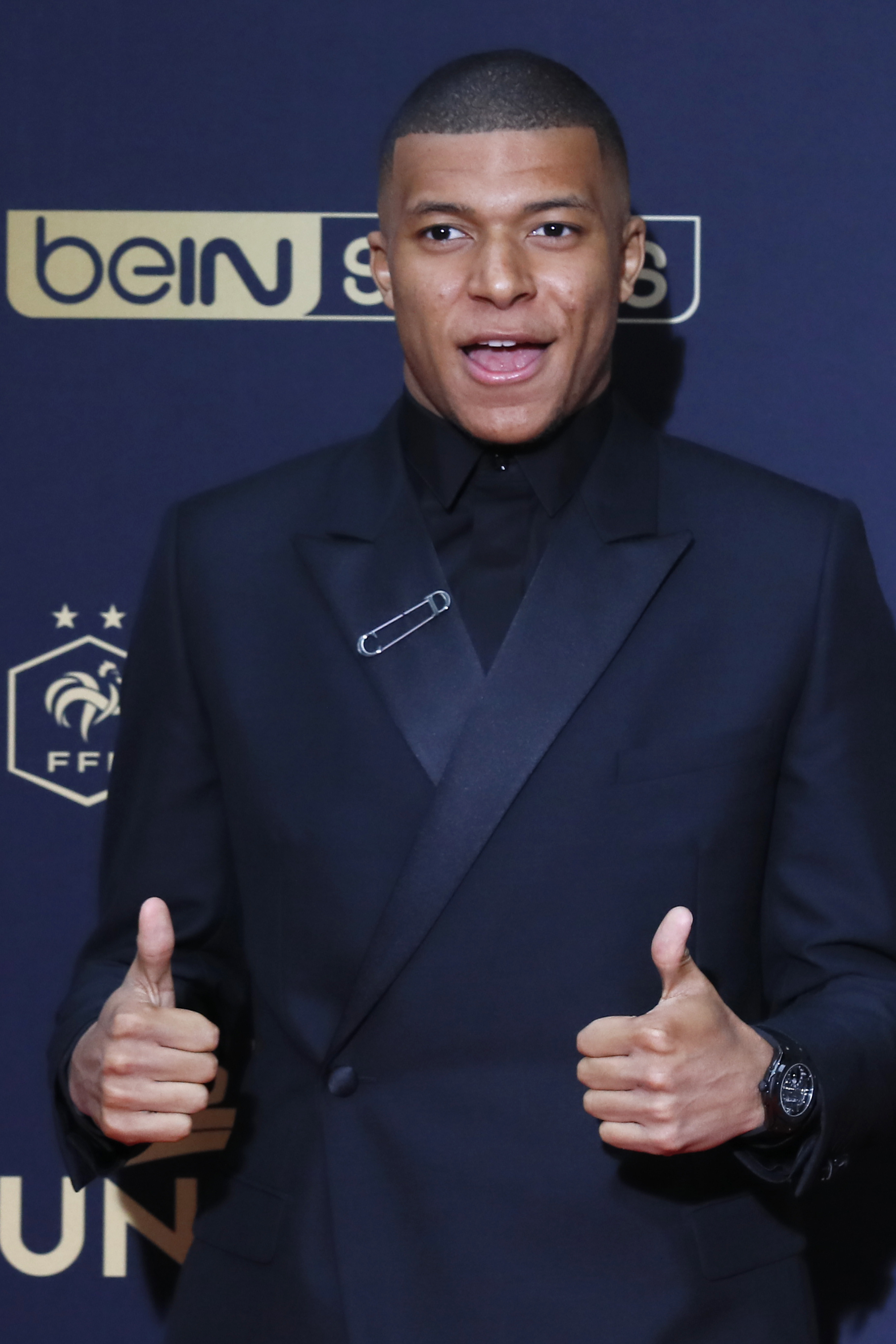 转会籍刚满3个月，华裔球员陈达毅有望随库拉索首度参加世界杯（会籍转换满三月，华裔陈达毅或将随库拉索迎来世界杯首秀）