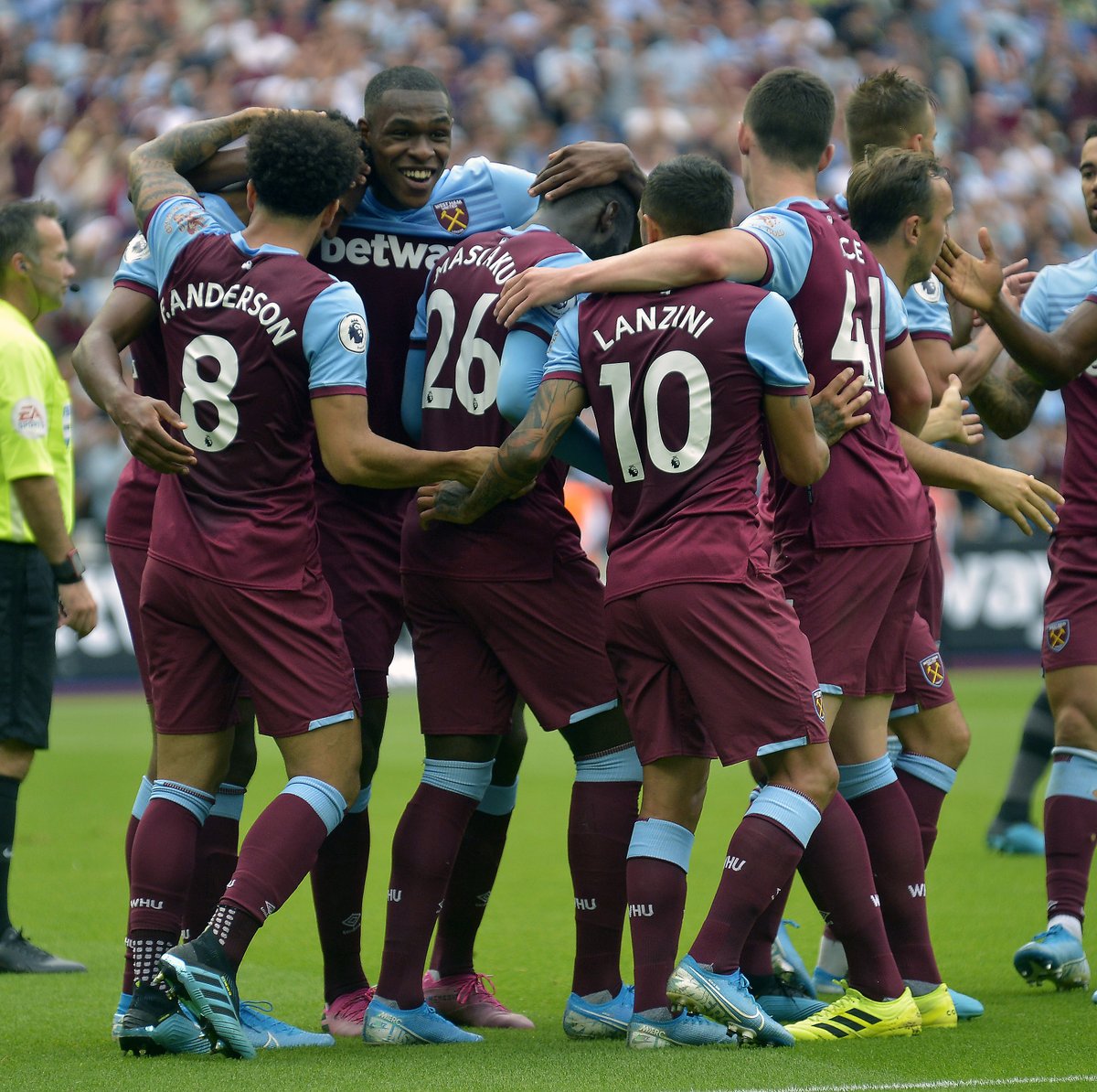 卡帅：布翁焦尔诺为现役意大利队最佳后卫，他控球能力很出色